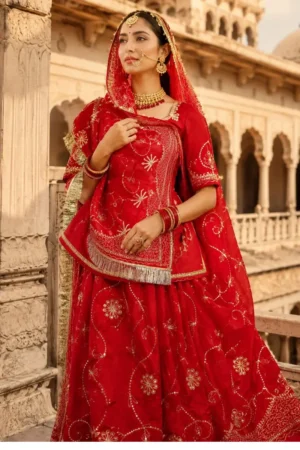 Red Sartan Poshak